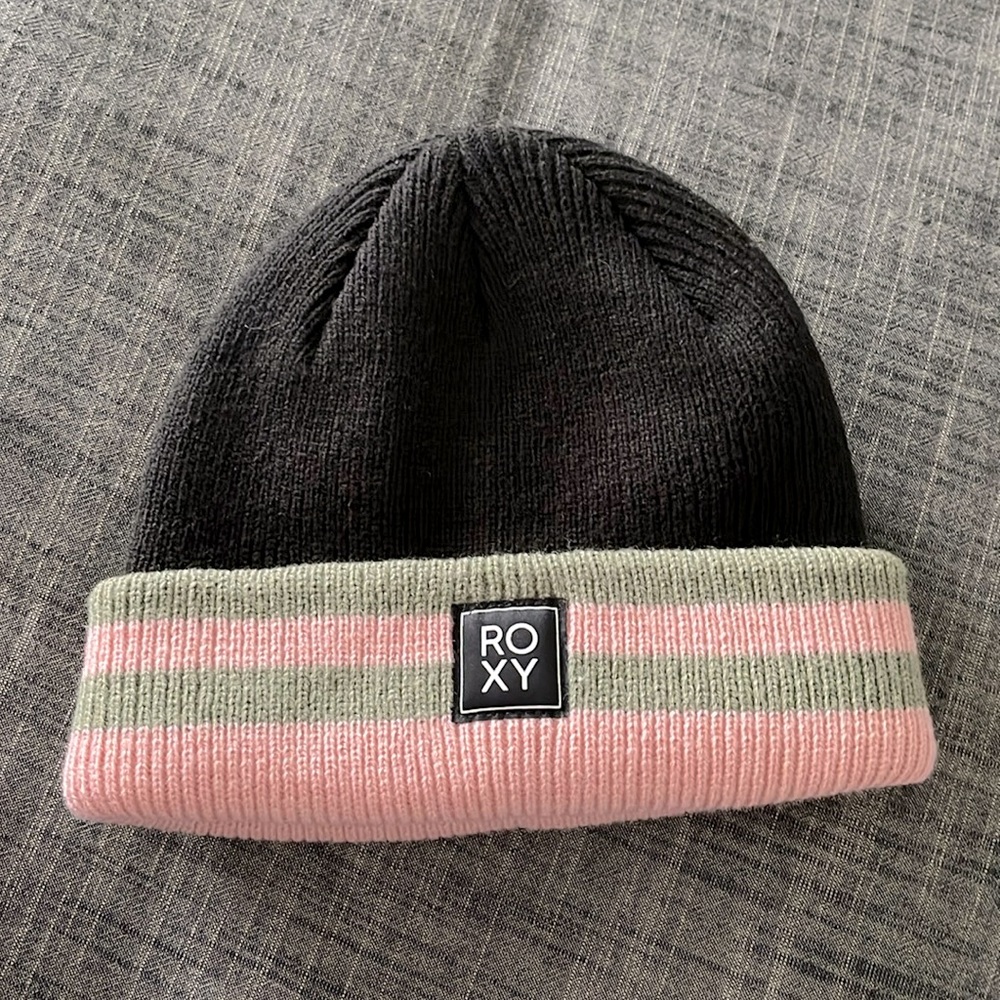 Roxy toque
